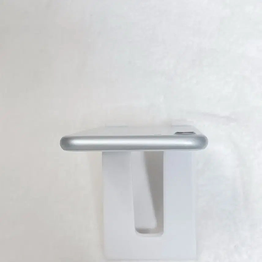 [SOLD OUT] (정품,쌩순정)아이폰7 실버 A+급    7076
