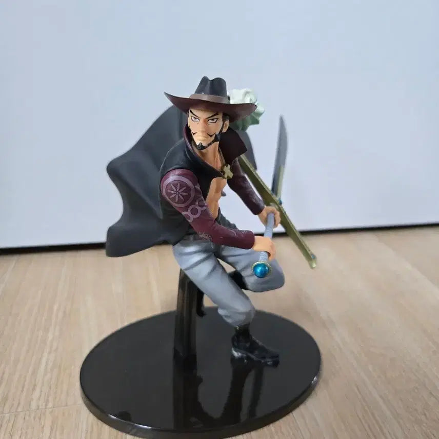 [BUNJANG] One Piece Dracule Mihawk Figure / 원피스 쥬라큘 미호크 피규어