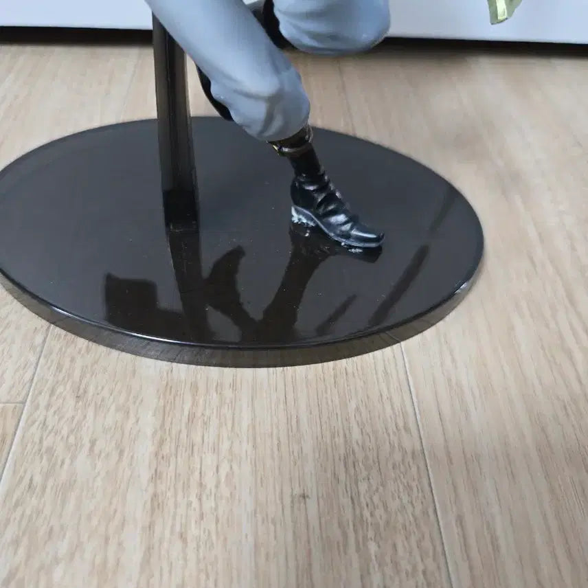 [BUNJANG] One Piece Dracule Mihawk Figure / 원피스 쥬라큘 미호크 피규어