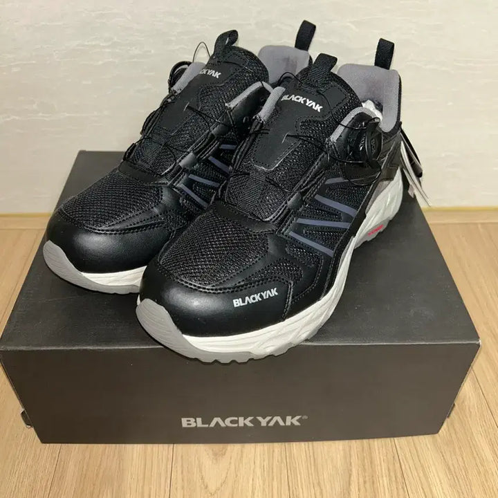 [SOLD OUT] 블랙야크 알파인 트렉 GTX 270mm 고어텍스 등산화 (새제품 19만원