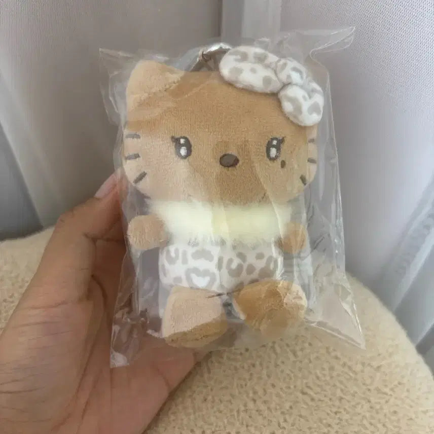 [BUNJANG] WakeMake Gyaru Kitty Keyring Doll / 웨이크메이크 갸루 키티 키링 인형