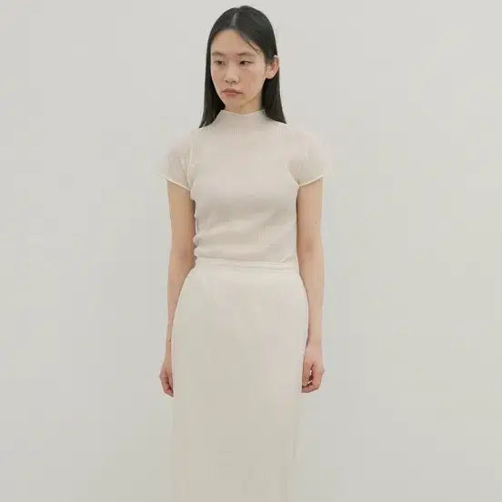[SOLD OUT] 르누이 모크넥 플리츠 탑 , 머플러, 스커트 세트
