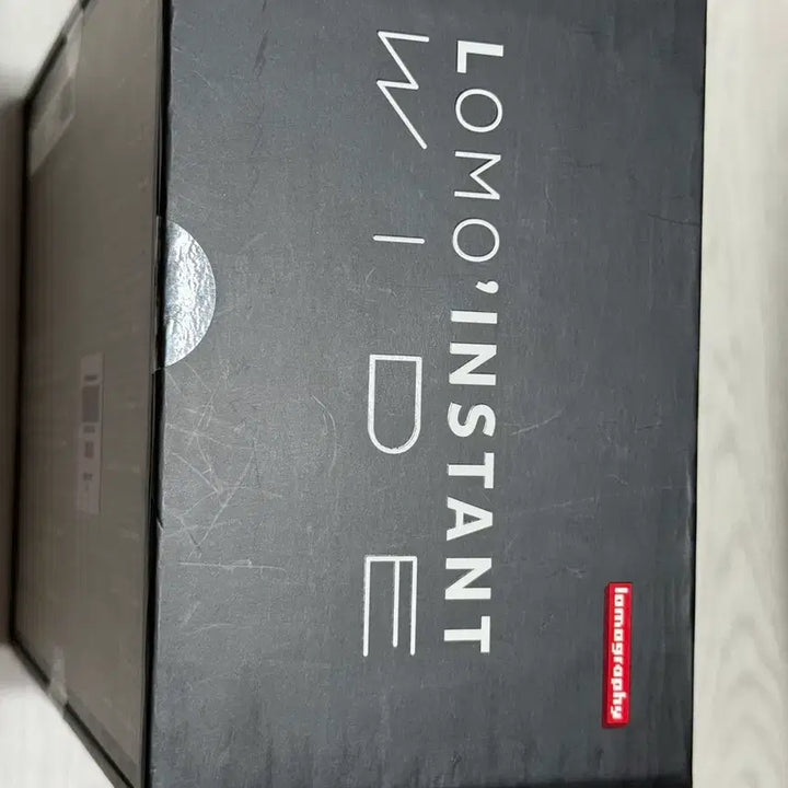 [BUNJANG] Lomo Instax Wide Camera and 12 Wide Films (Sealed) / 미개봉!로모 인스탁스 와이드 카메라와 와이드 필름 12개