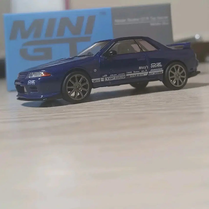 [SOLD OUT] MINI GT 1:64 닛산 스카이라인 GT-R