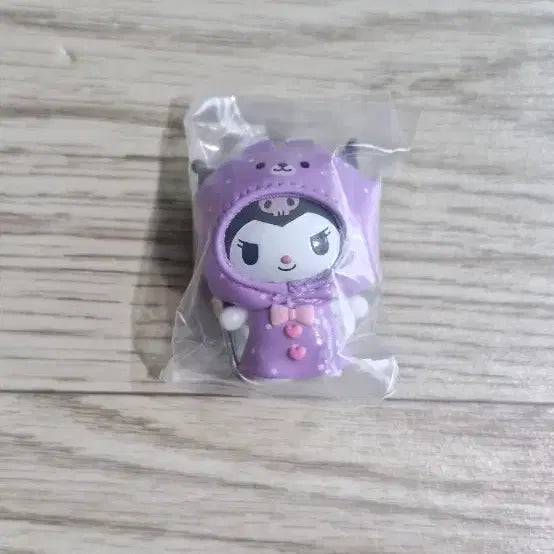 [SOLD OUT] 산리오 치비토모 레인코트 우비 피규어 쿠로미 키링