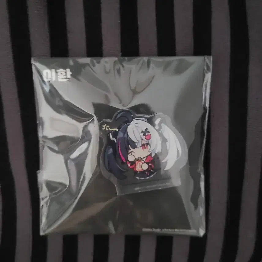 [BUNJANG] Lee Hwan Lacrimosa Acrylic Stand / 이환 gs25 라크리모사 아크릴 코롯토