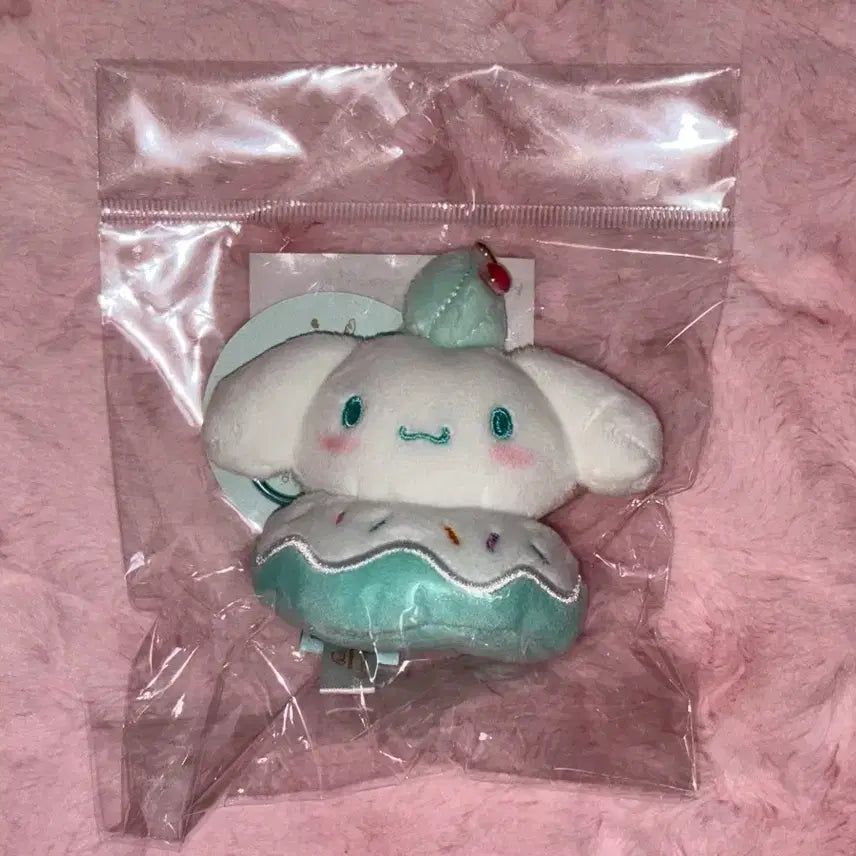 [SOLD OUT] 산리오 시나모롤 스위트카페 도너츠 도넛 미니 인형 키링