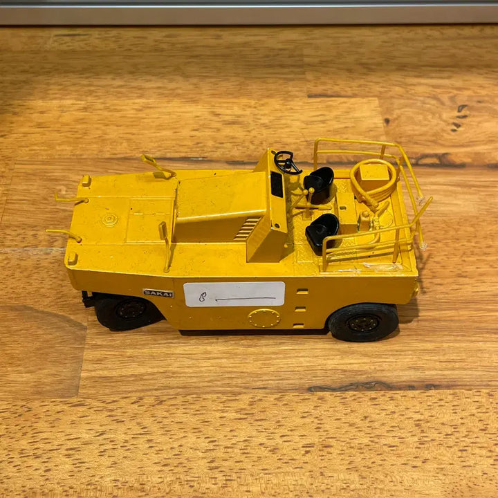 [SOLD OUT] Vintage Toy Truck no.5