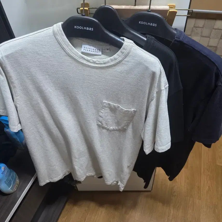 [BUNJANG] Eastlogg Pocket Basic T-Shirt / 이스트로그 포켓 기본티 2종 M(100)
