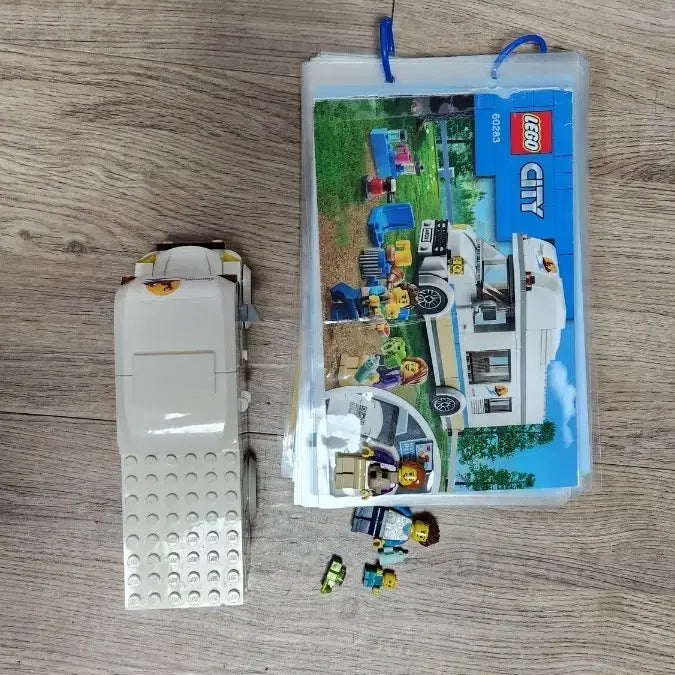[BUNJANG] LEGO City Camper Van 60283 / 레고 시티 캠핑카 60283