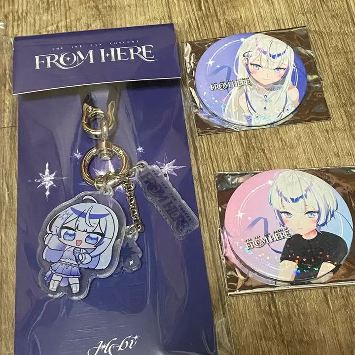 [BUNJANG] Hebi 1st Anniversary Fan Concert Bundle Set Acrylic Diorama, Keychain, and Badge / (일괄) 헤비 Hebi 굿즈 1주년 팬콘서트 첫 팬콘 아크릴 키링 뱃지