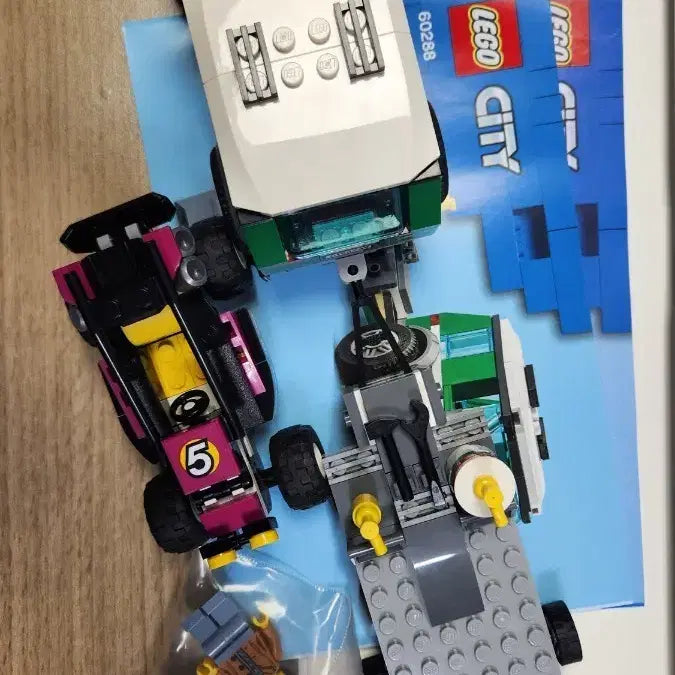 [SOLD OUT] 레고 시티 60288 레이싱 트럭