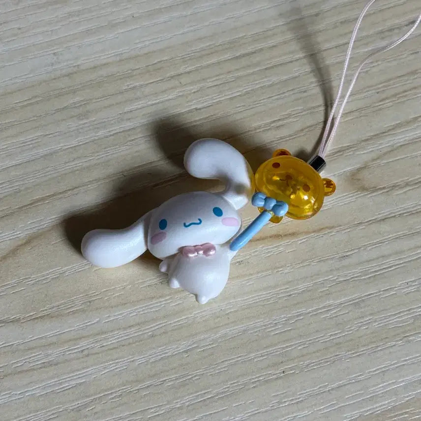 [SOLD OUT] 시나모롤 둥실 풍선 가챠 키링