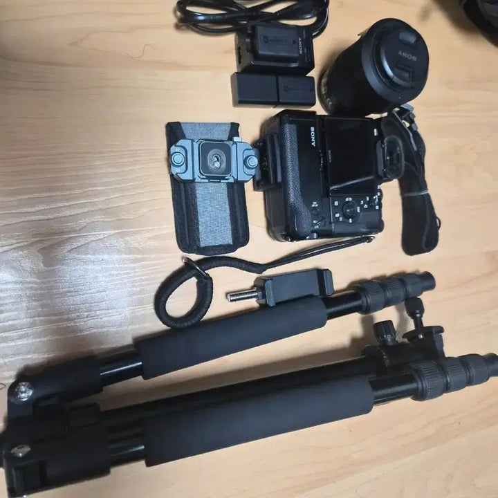 [BUNJANG] Sony A7 Full-Frame Mirrorless Camera Set with Kodak Retinette Vintage Film Camera / 소니 A7 풀프레임 미러리스 카메라 세트 및 Kodak Retinette