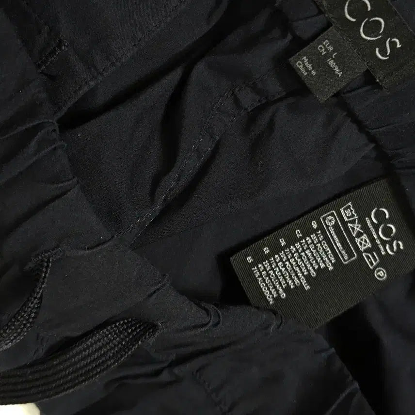 [BUNJANG] COS Woven Drawstring Shorts - Size L / 코스 COS 옴므 우븐 숏팬츠 반바지 엘라스틴 드로스트링 L