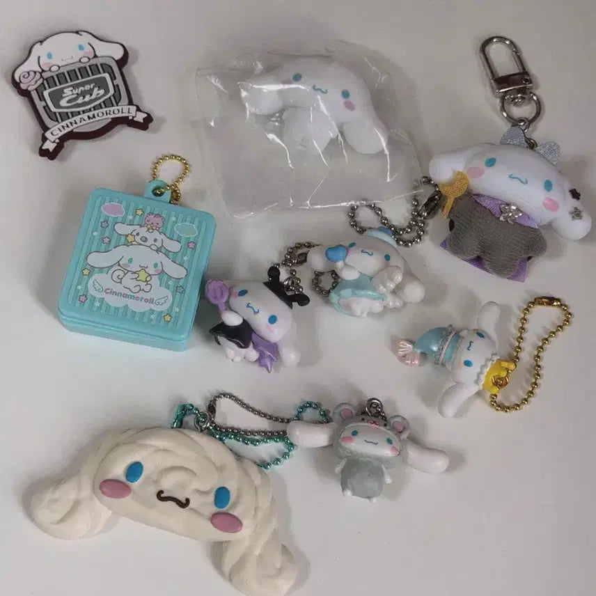 [BUNJANG] Cinnamoroll ChibiTomo Gacha Set (9 pcs) / 시나모롤 치비토모 가챠 9개 일괄