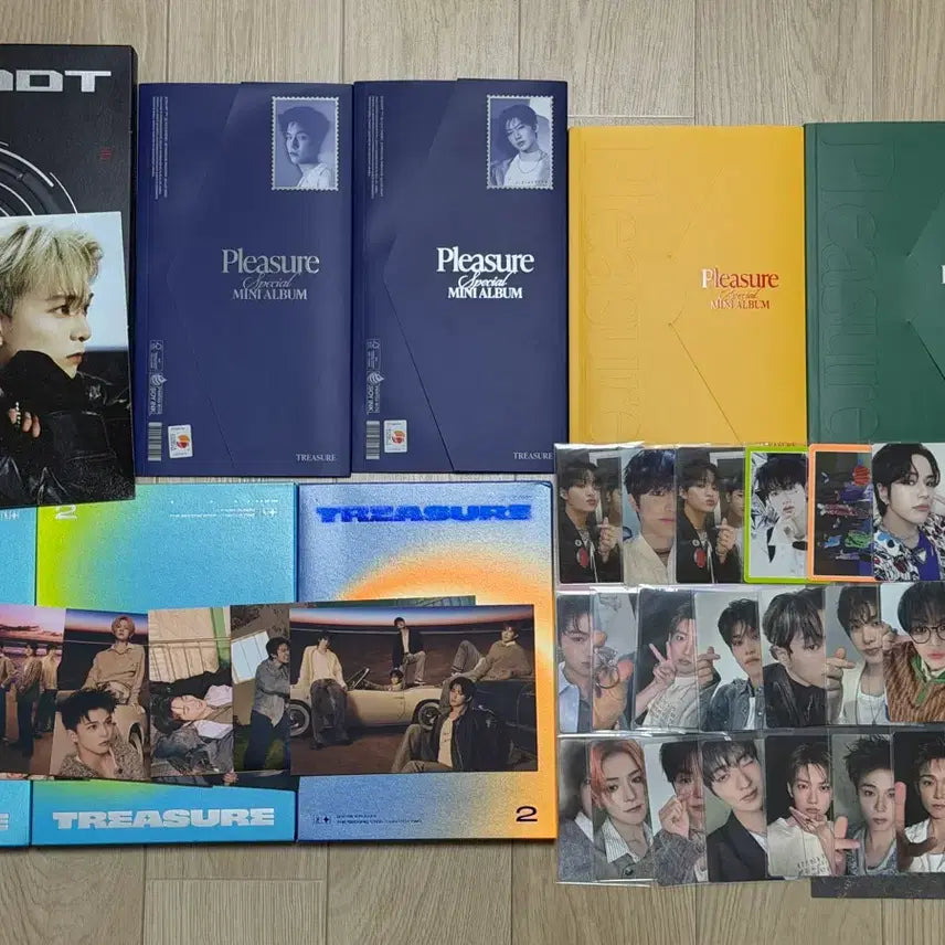 [BUNJANG] TREASURE Official Goods Bundle Set - Opened Albums, Posters, Photocards / 트레저 공굿 개봉앨범 포스터 포토카드 일괄판매