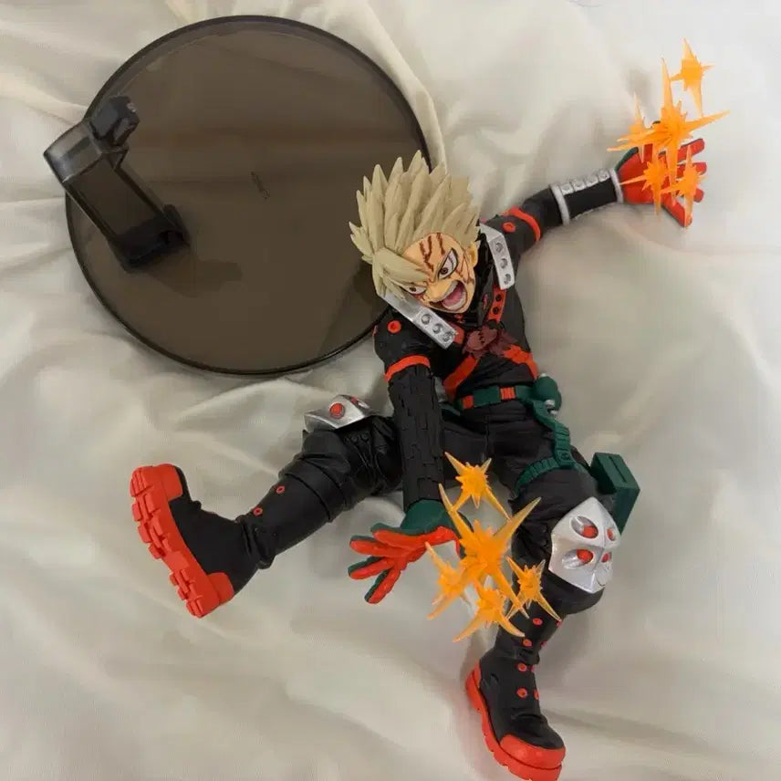 [BUNJANG] Katsuki Bakugo Amazing Heroes My Hero Academia Figure (Unsealed) / 개봉) 바쿠고 카츠키 어메이징 히어로즈 히로아카 나히아