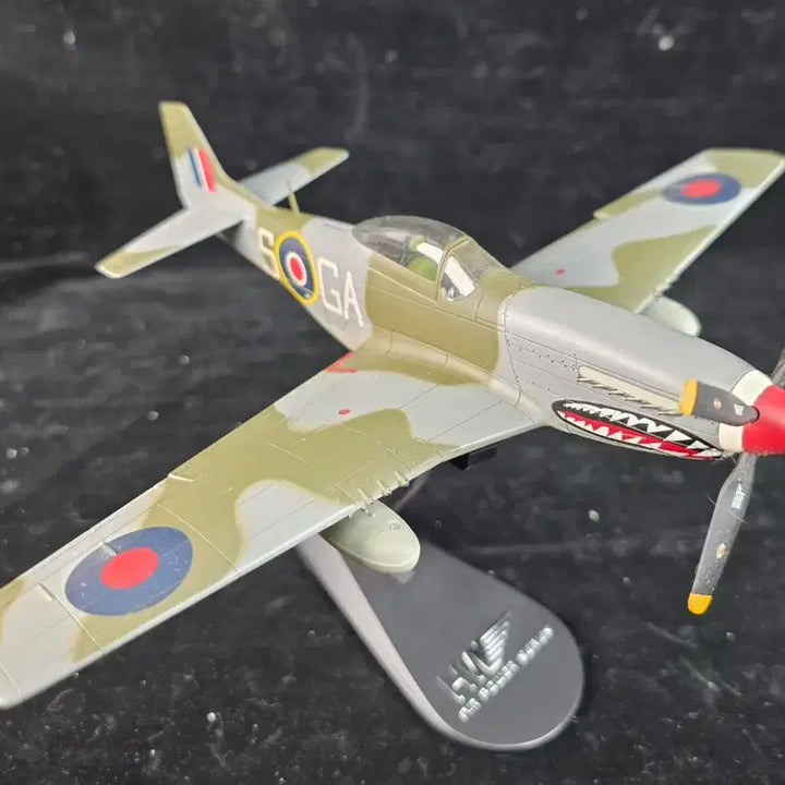 [BUNJANG] Hobby Master 1:48 P-51 Mustang Mk.IVA RAF Sharkmouth / 하비마스터 1:48 P-51 Mustang Mk.IVA RAF 샤크마우스
