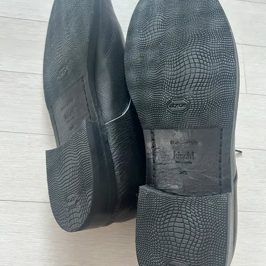 [BUNJANG] Kinchi 111 265 Vibram Sole Reinforced Shoes / 킨치 111 265 (비브람 보강)