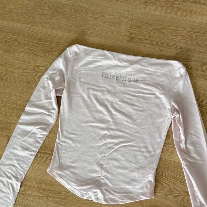 [BUNJANG] 3 times Blush Tee One Shoulder Off Shoulder Tee Pink Size S / [핑크/S]쓰리타임즈 블러쉬티 원숄더티 오프숄더티 쓰탐 티셔츠
