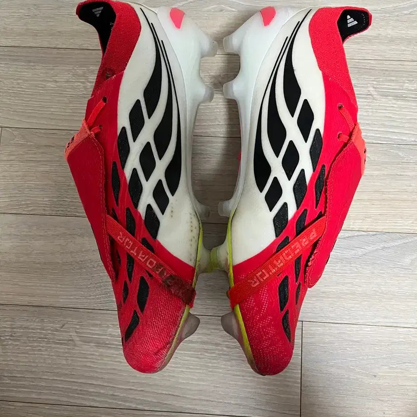 [SOLD OUT] 아디다스 프레데터26 ft ag 260