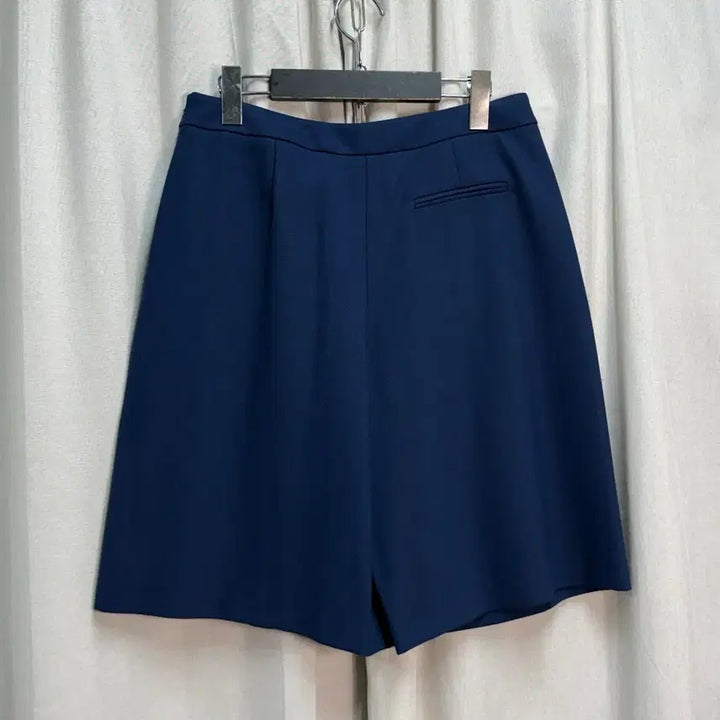 [SOLD OUT] 질샌더 네이비(JIL SANDER) 울 혼방 핀턱 큐롯 팬츠 반바지