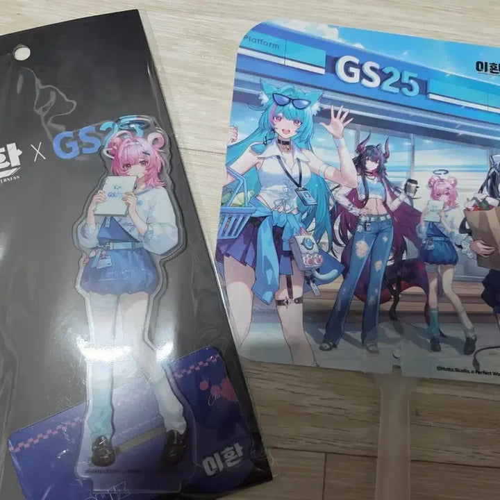 [BUNJANG] Lee Hwan GS25 Cheese Acrylic Stand, Photocard, and Fan / 이환 gs25 치즈아크릴 + 포카 + 부채