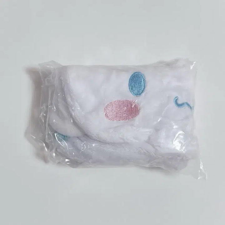 [SOLD OUT] 산리오 시나모롤 후와후와 파우치
