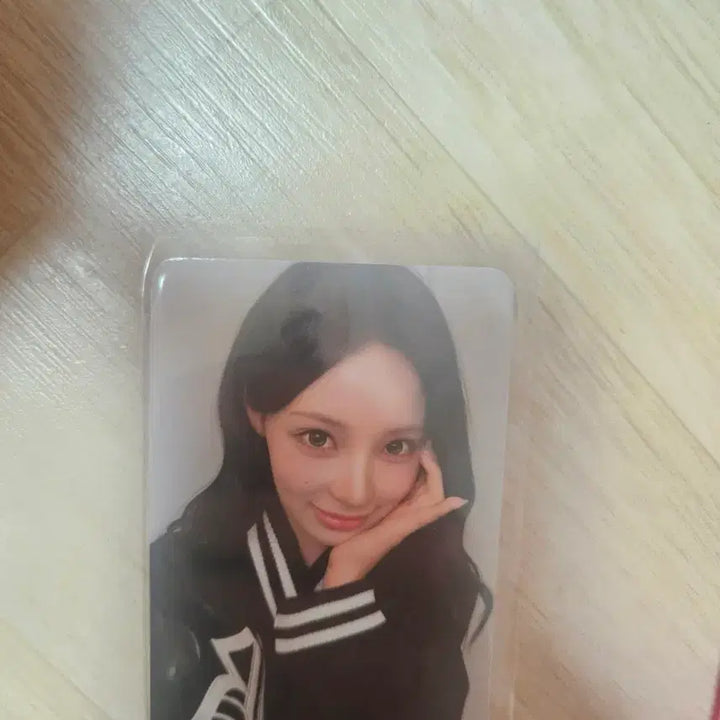 [BUNJANG] Lisinié Girl Groove Entrance Photocard / 리센느 걸그루브 입장 포카