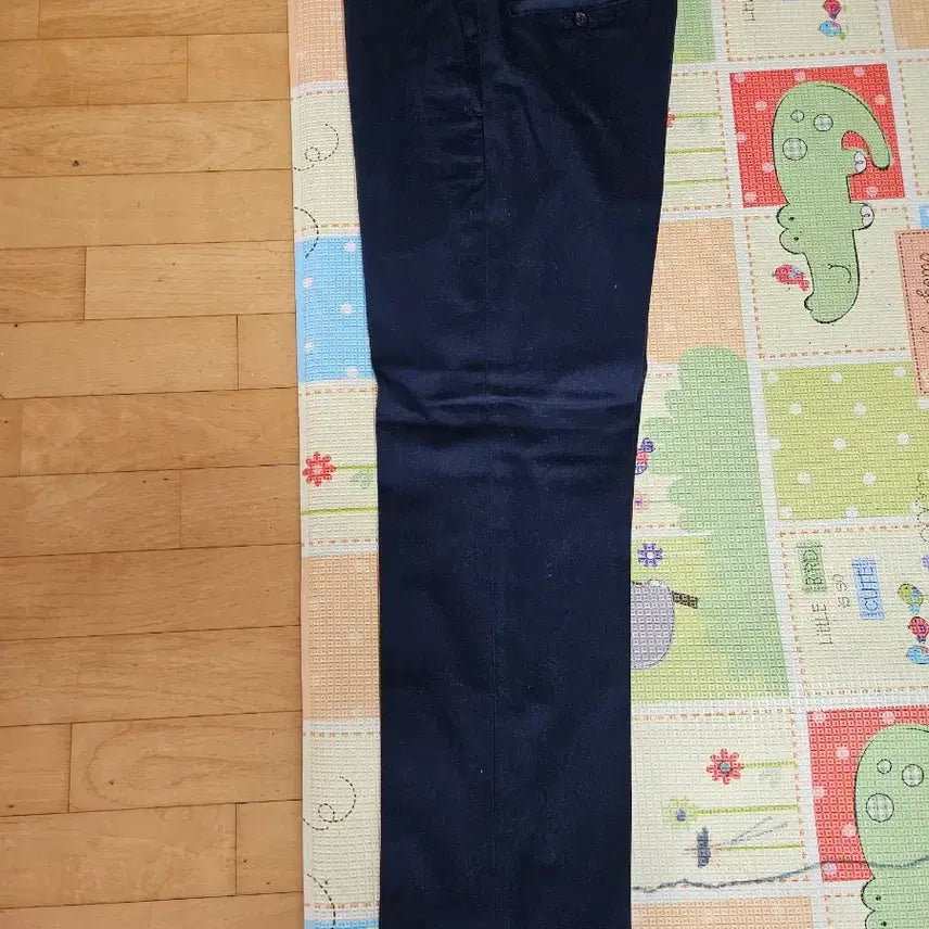 [SOLD OUT] 브룩스브라더스 Advantage Chino 팬츠 네이비 32 판매합니다.