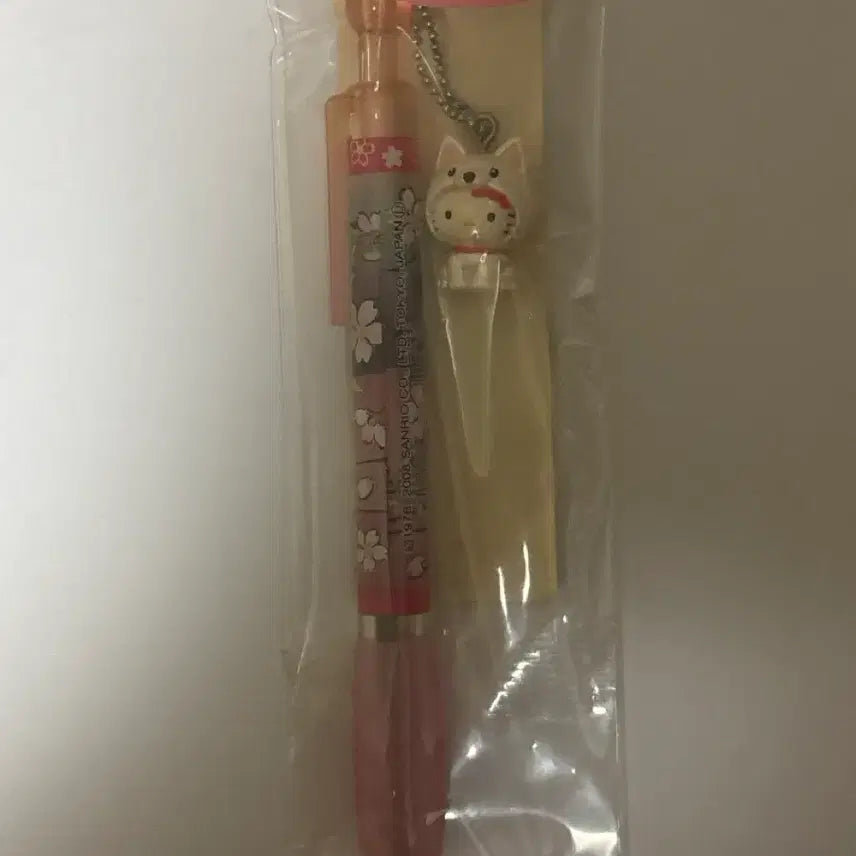 [BUNJANG] Dog Baekgu Kitty Strap Ballpoint Pen / 강아지 백구 키티스트랩 볼펜