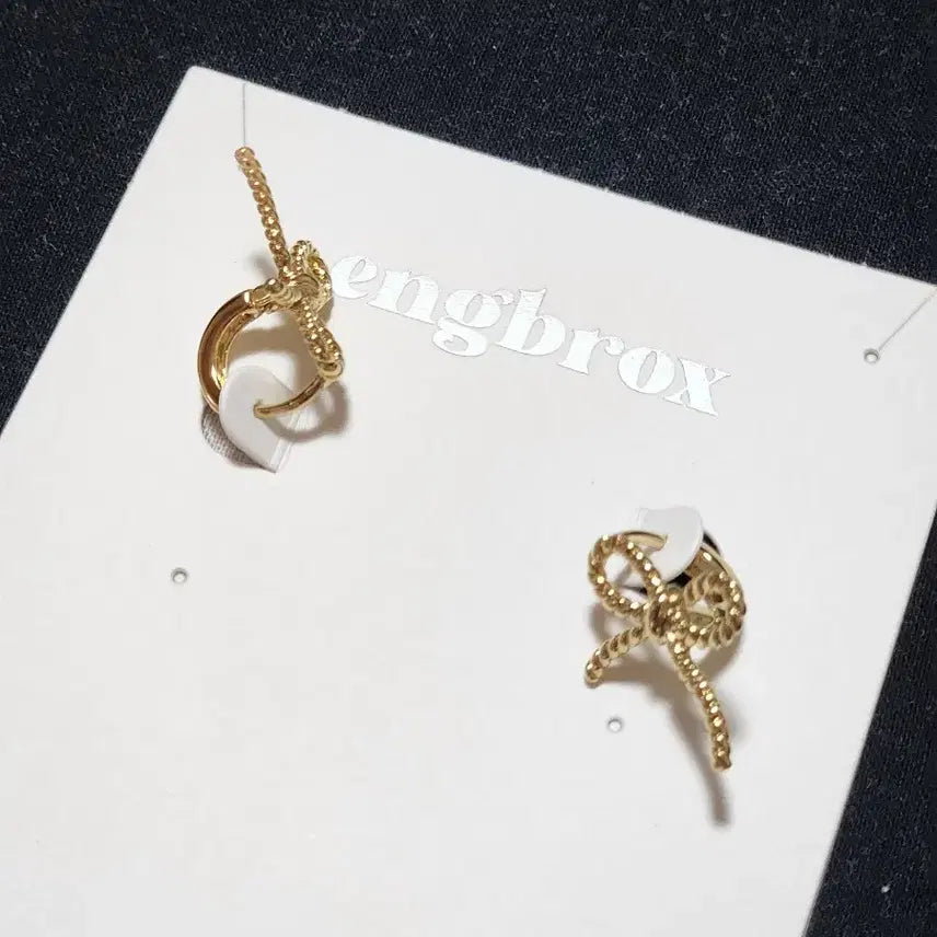 [BUNJANG] Ambrox Ribbon Earrings / 앵브록스 리본 이어링 earring