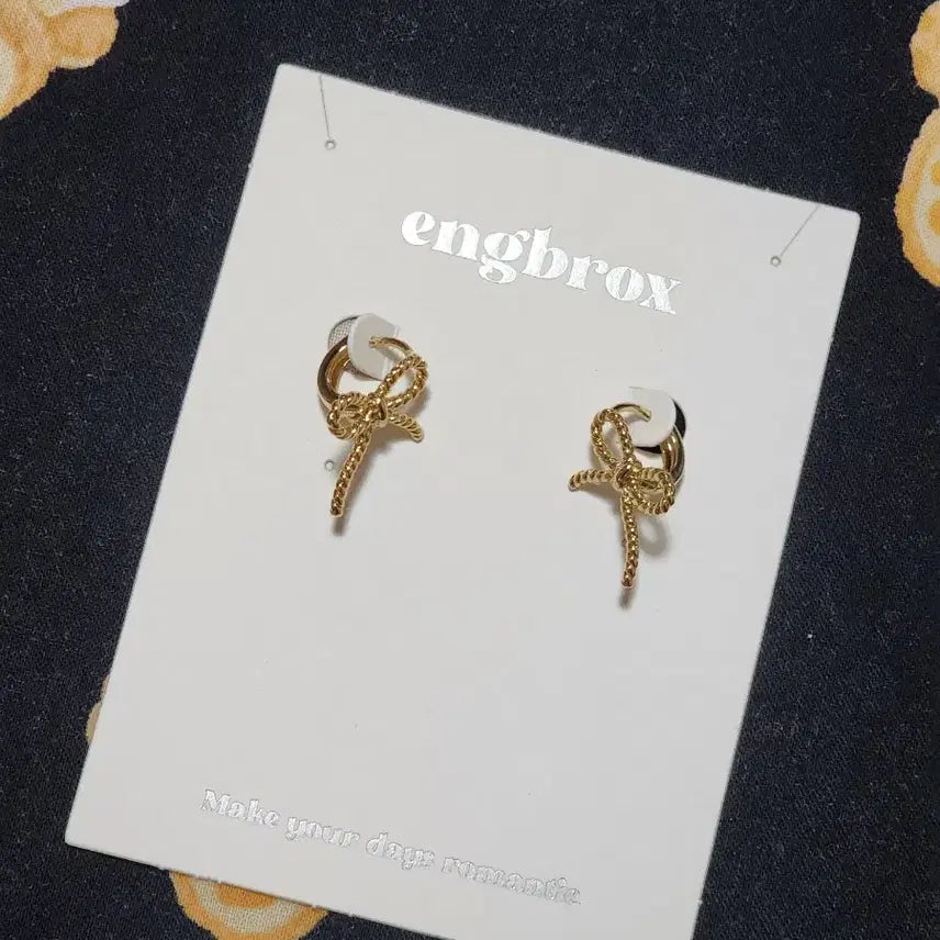 [BUNJANG] Ambrox Ribbon Earrings / 앵브록스 리본 이어링 earring