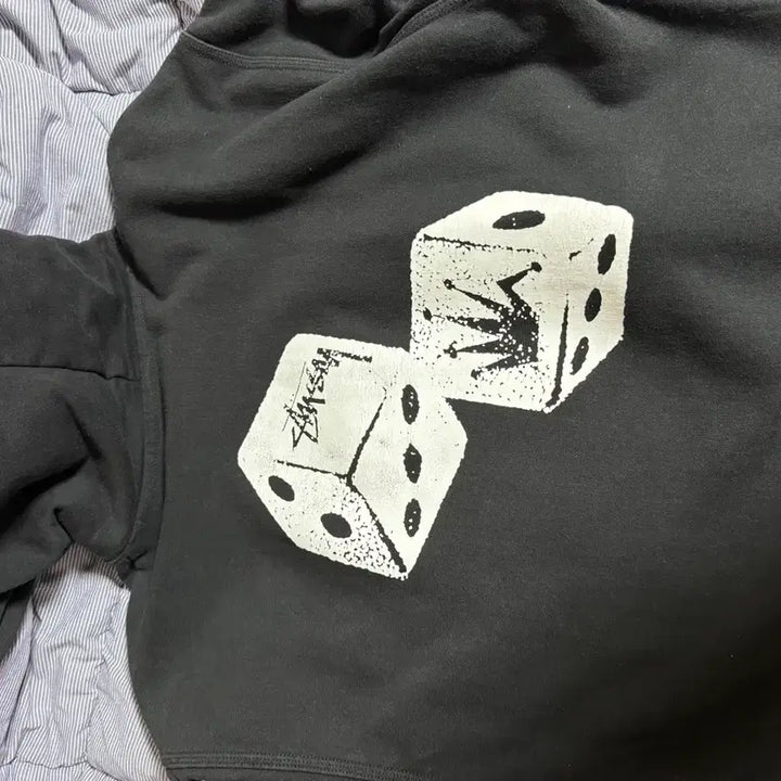 [SOLD OUT] 스투시 후드티