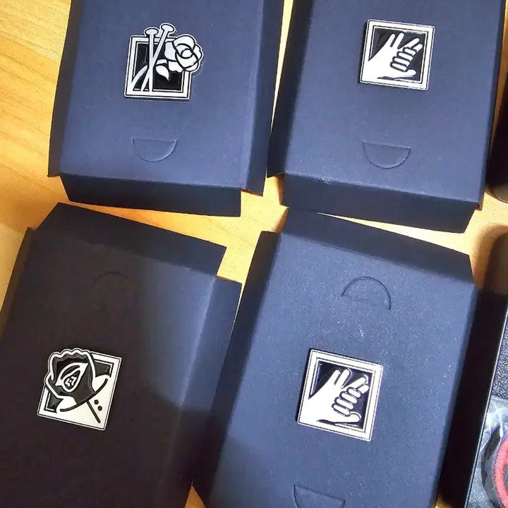 [BUNJANG] Megabox Jujutsu Kaisen Tin Case Bundle Set (3 Types) / 메가박스 주술회전 틴케이스 3종 일괄