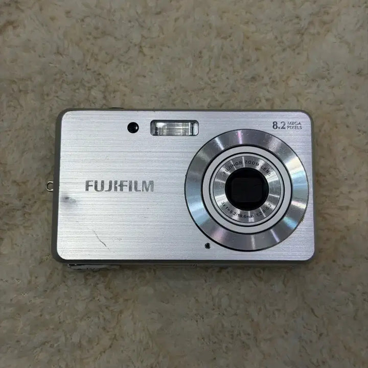 [BUNJANG] Fujifilm Finepix J10 Vintage Digital Camera / Fujifilm finepix j10 빈티지 카메라