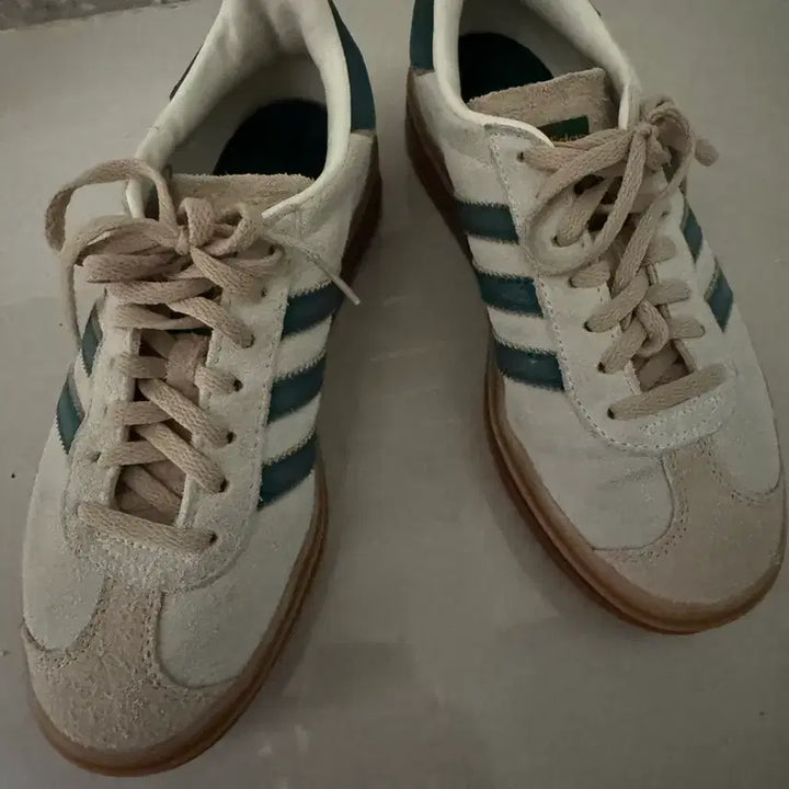 [SOLD OUT] 아디다스 가젤 볼드 230
