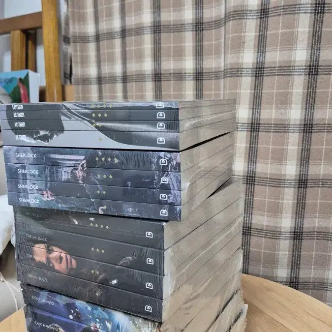 [BUNJANG] Brit English BBC Drama Scripts Collection Vol. 17 (Sealed) / BBC 브릿 잉글리쉬 영국드라마 대본집 17권 일괄판매(미개봉)