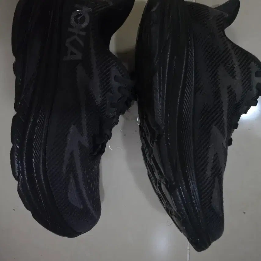 [BUNJANG] Hoka One One Clifton 9 Wide Running Shoes 260 / 호카오네오네 클리프톤9 wide 260