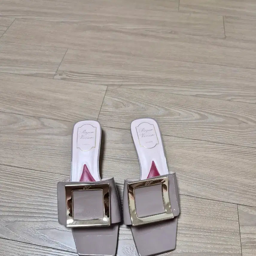 [BUNJANG] Roger Vivier Beige Buckle Heeled Mules - Size 36 / 로저비비에 뮬 36