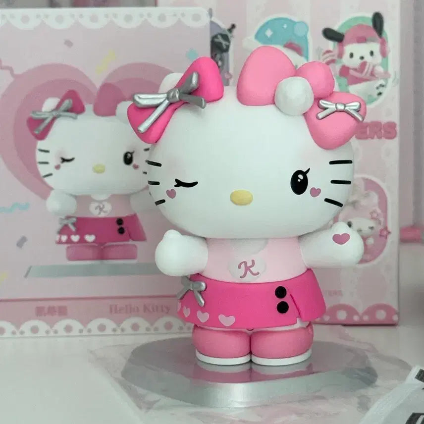 [BUNJANG] Sanrio Hello Kitty Pink Party Figure / 산리오 캐릭터 헬로키티 핑크파티 피규어