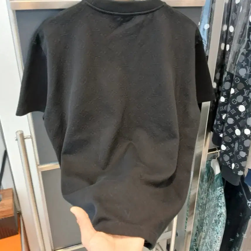 [BUNJANG] Louis Vuitton Full Monogram Pocket Short-Sleeve T-Shirt XL / 루이비통 백 풀 모노그램 포켓 반팔