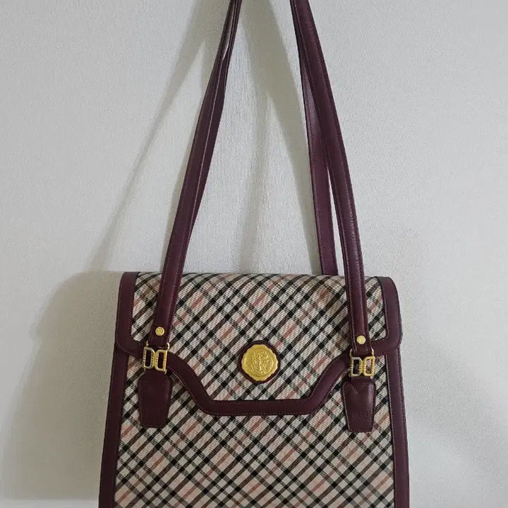 [BUNJANG] Burgundy Leather &amp; Brown Leather Shoulder Bags (Set of 2) / 숄더백새상품 두개 가격.
