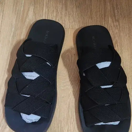 [BUNJANG] Bottega Veneta Intrecciato Sandals/Slippers / (39/255)보테가베네타 인트로치에타 샌들 슬리퍼