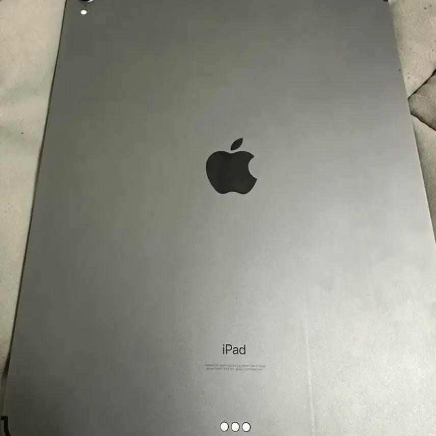[BUNJANG] Apple iPad Pro 3rd Gen 12.9-inch 256GB with Magic Keyboard Bundle / 아이패드 프로3세대 12.9 256기가, 매직키보드 일괄