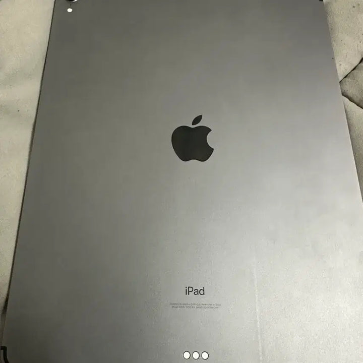[BUNJANG] Apple iPad Pro 3rd Gen 12.9-inch 256GB with Magic Keyboard Bundle / 아이패드 프로3세대 12.9 256기가, 매직키보드 일괄