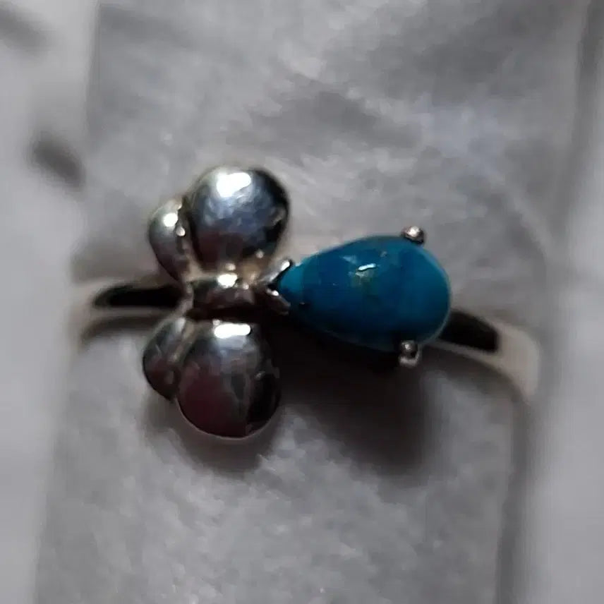 [BUNJANG] Sterling Silver Ring with Turquoise Butterfly Design (Size 11.5) / 터키석 실버반지(11.5호)
