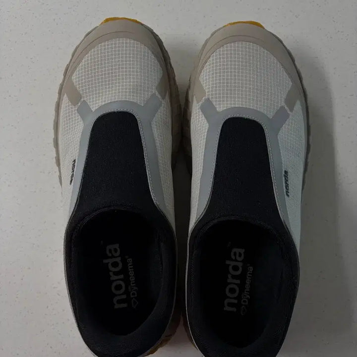 [BUNJANG] Norda Cinder Us 9.5 / 노다 norda 신더 us9.5사이즈
