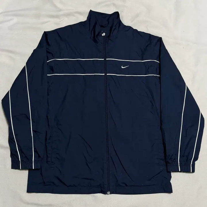 [BUNJANG] Nike Swoosh Piping Windbreaker Jacket (L) / L 나이키 스우시 파이핑 바람막이